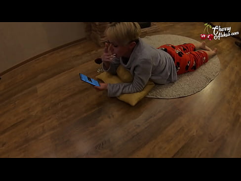 ❤️ Anopenga Blonde Kusvira Mboro Hombe Kusveta uye Kubonyora Pairi - DzeBonde Zvinonyadzisira fb ﹏